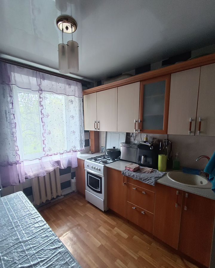 квартира г Гуково ул Гагарина 25 фото 1