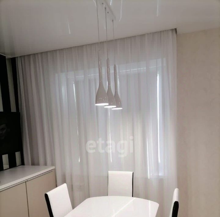 квартира г Тюмень р-н Центральный ул Мельникайте 36к/2 фото 7