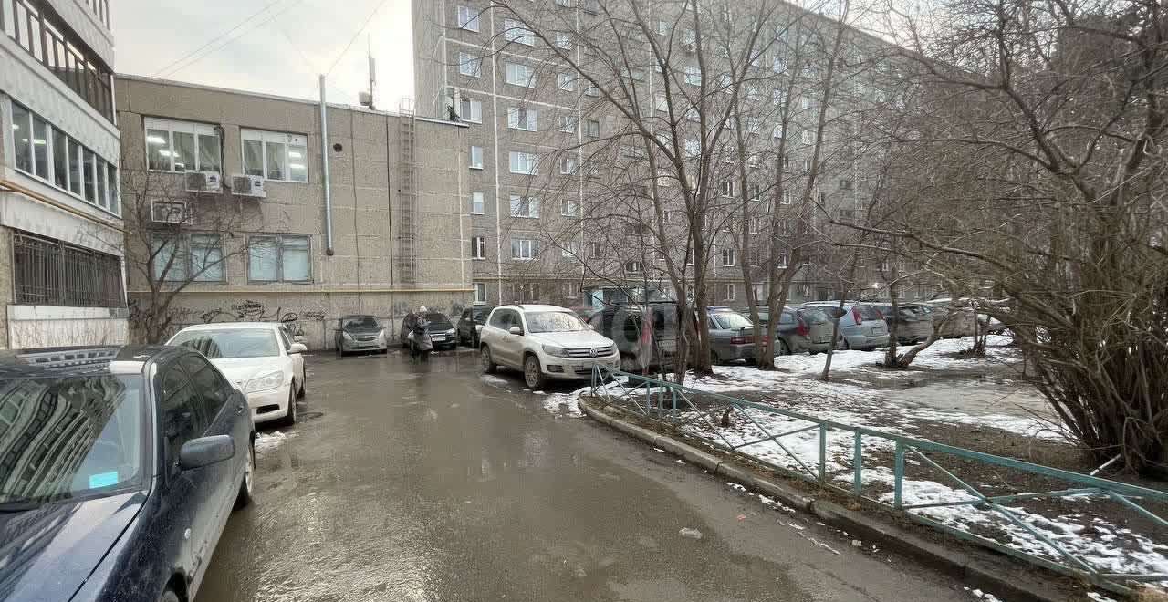 квартира г Екатеринбург Чкаловская ул Ясная 38 фото 3