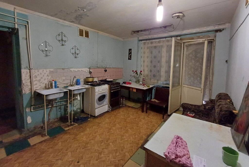 комната г Волгоград ул им. Жолудева 12 фото 5