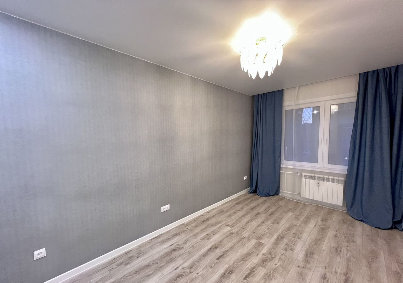 квартира г Иркутск р-н Октябрьский ул Ивана Доронина 9/1 фото 17