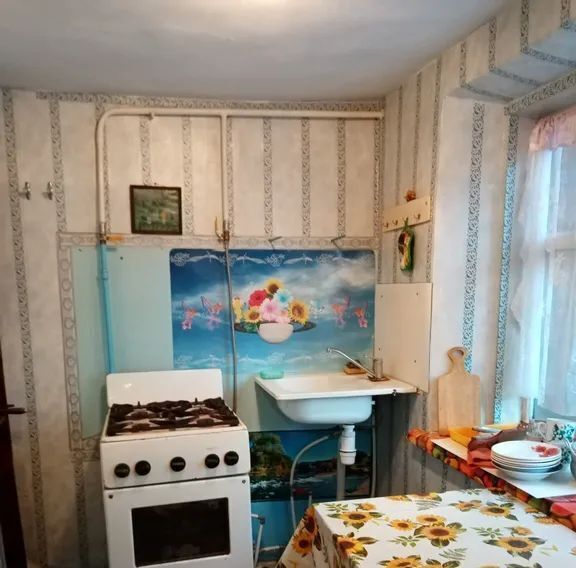 комната р-н Ейский г Ейск ул. Карла Маркса, 71 фото 4