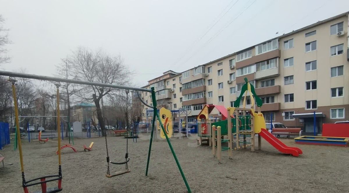 квартира г Владивосток р-н Первореченский пр-кт 100-летия Владивостока 60а фото 23