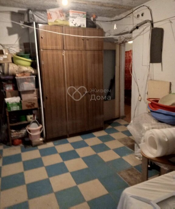 комната г Волгоград р-н Тракторозаводский ул им. Дегтярева 1 фото 12