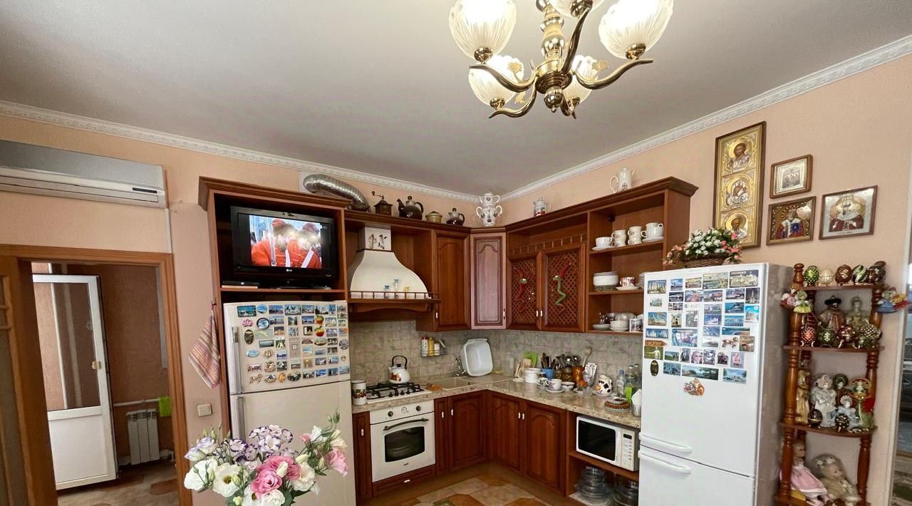 квартира г Астрахань р-н Кировский ул Максима Горького 55/5 фото 8