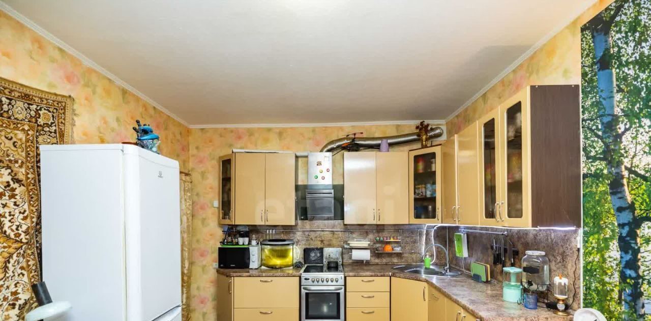 квартира г Сургут ул Дзержинского 24 А фото 1