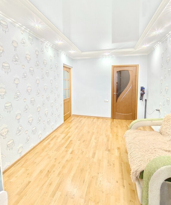 квартира г Саратов улица имени П. Ф. Батавина, 4 фото 5