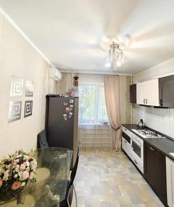 квартира г Саратов улица имени П. Ф. Батавина, 4 фото 10