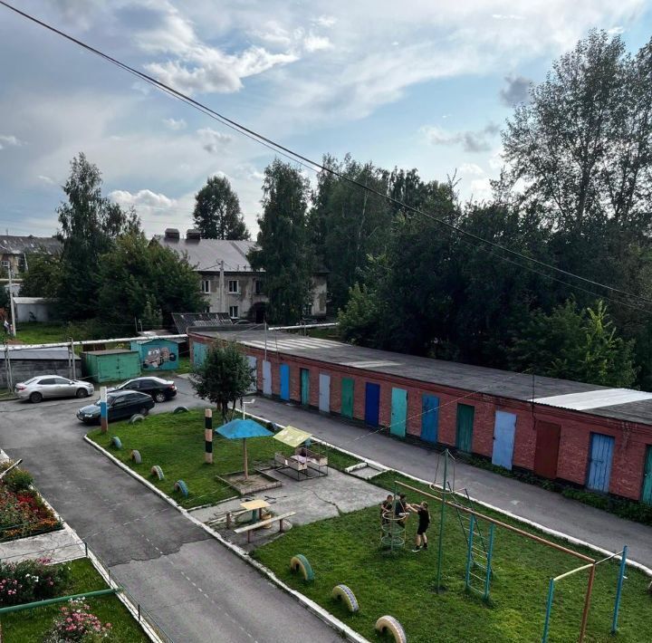 квартира г Прокопьевск р-н Центральный ул Волжская 9а фото 6
