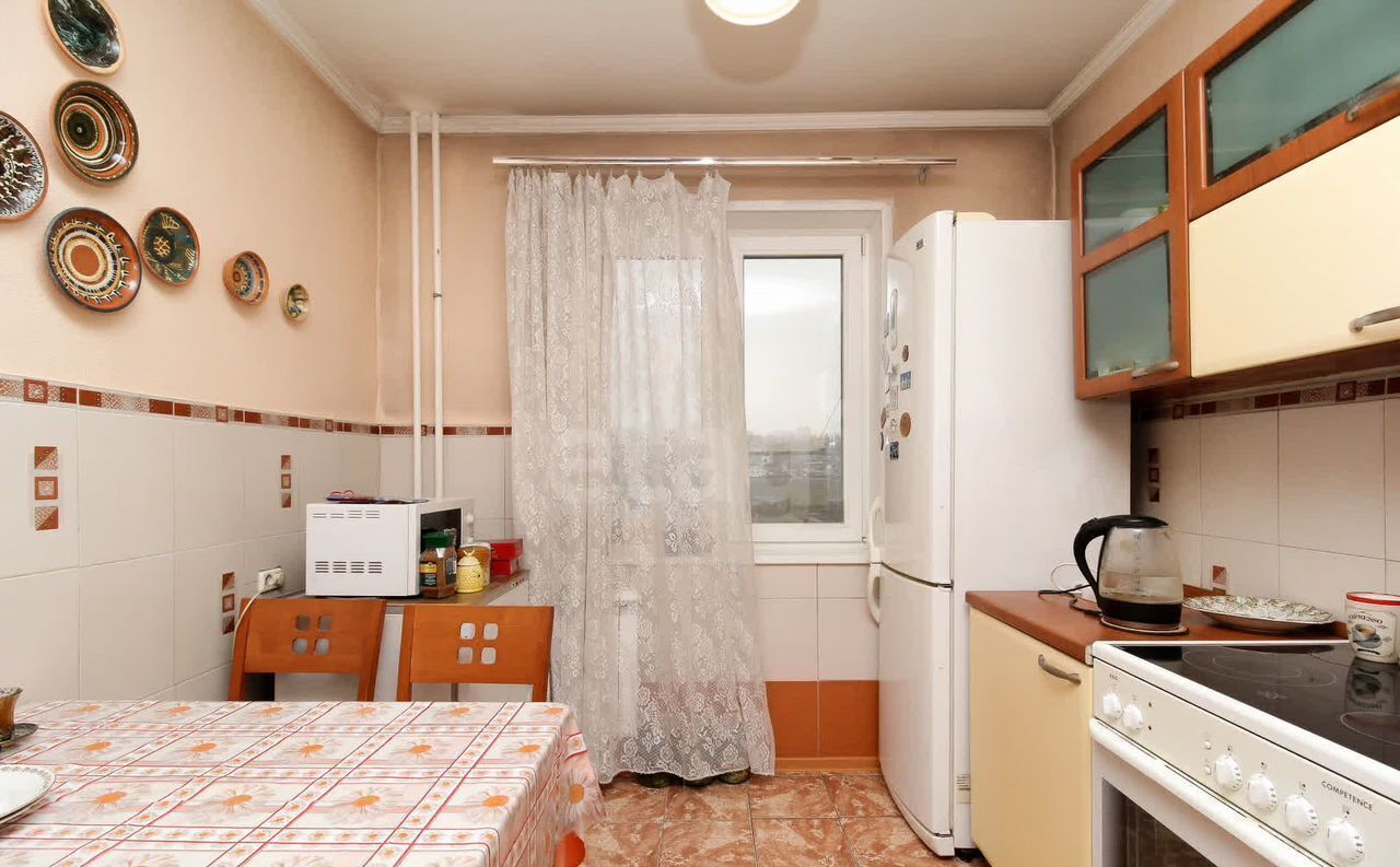квартира г Красноярск р-н Центральный ул Ады Лебедевой 31/38 фото 4