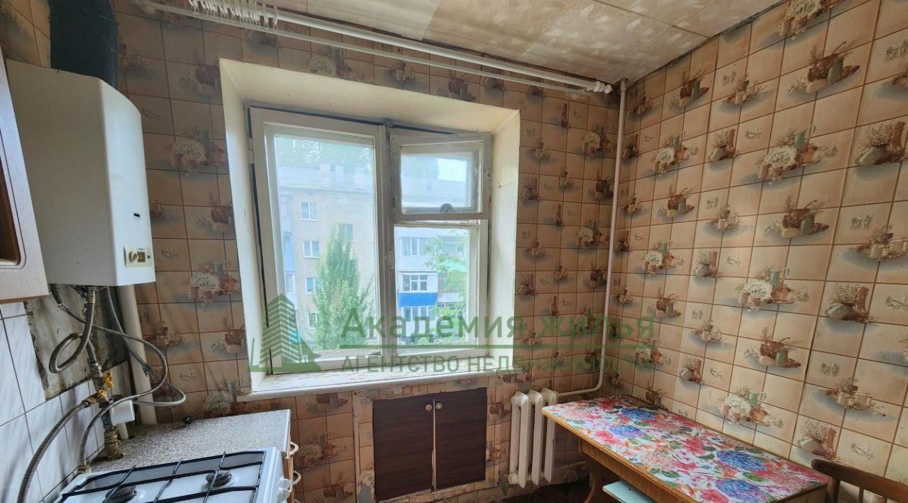 квартира г Саратов р-н Фрунзенский ул им Емлютина Д.В. 49 фото 8
