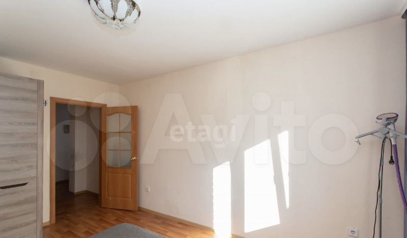 квартира г Тобольск мкр-н 7А, 23В фото 16
