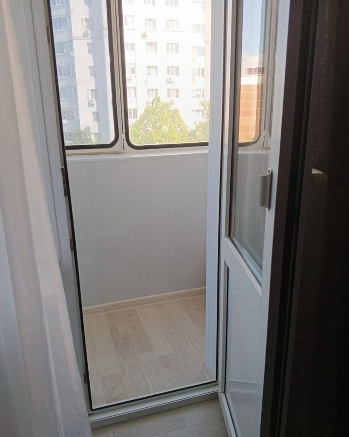 квартира г Белгород Западный ул 5 Августа 28 фото 13