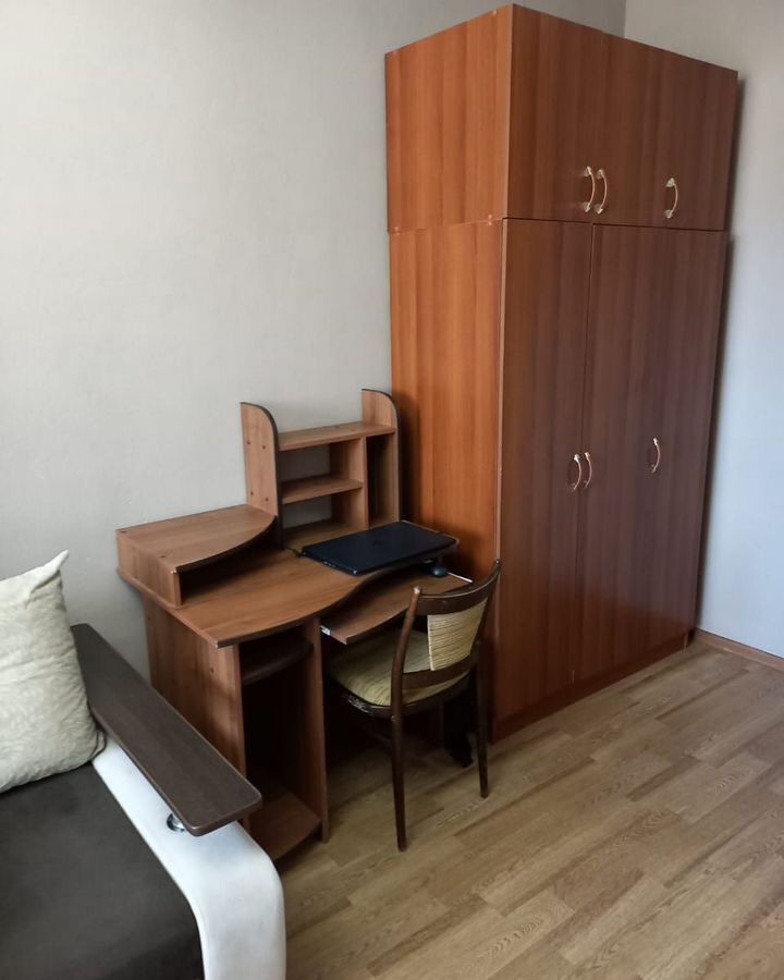 квартира г Красноярск р-н Октябрьский ул Академика Киренского 32 фото 1
