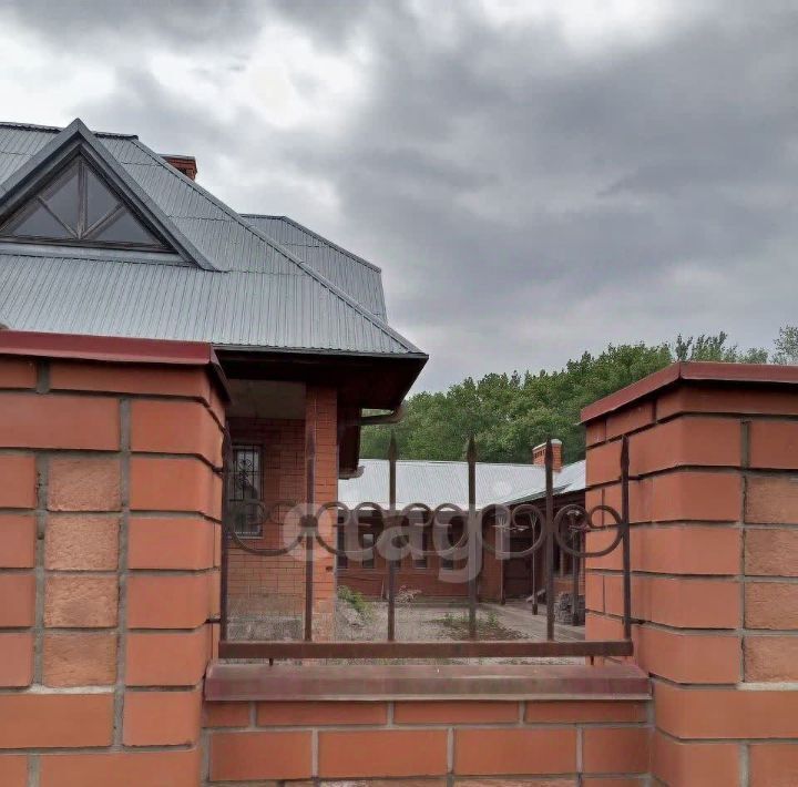 дом р-н Новооскольский г Новый Оскол ул Святых Петра и Павла 20 фото 19