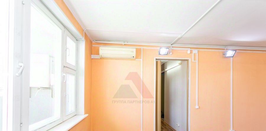 офис г Новосибирск р-н Кировский ул Виктора Уса 15 фото 3