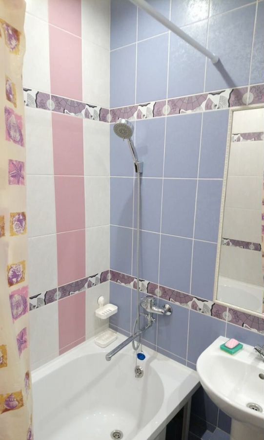 квартира г Новосибирск р-н Кировский ул Виктора Уса 15 фото 2