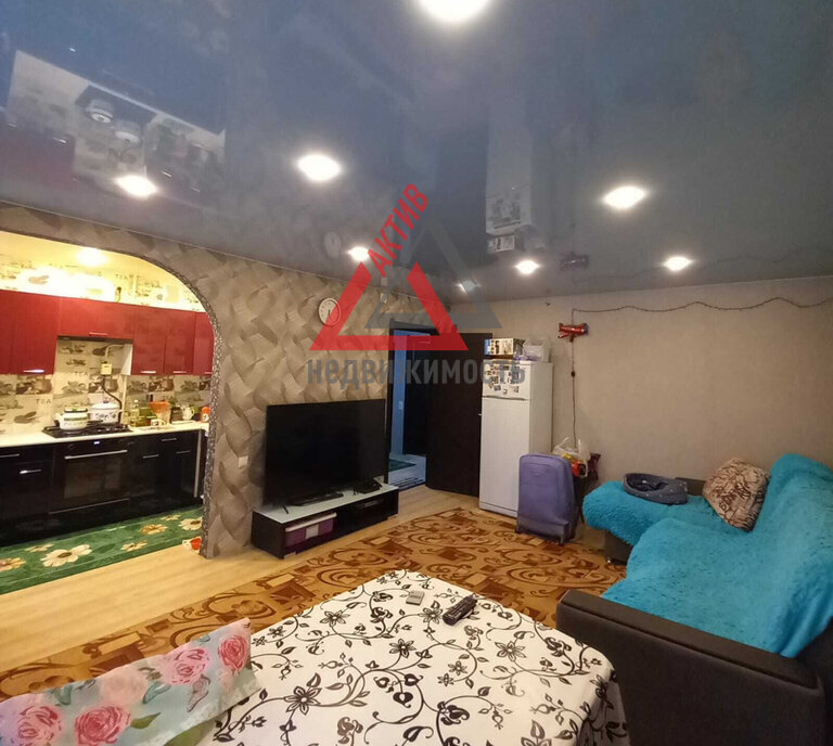 квартира г Каменск-Уральский ул Строителей 44 фото 2
