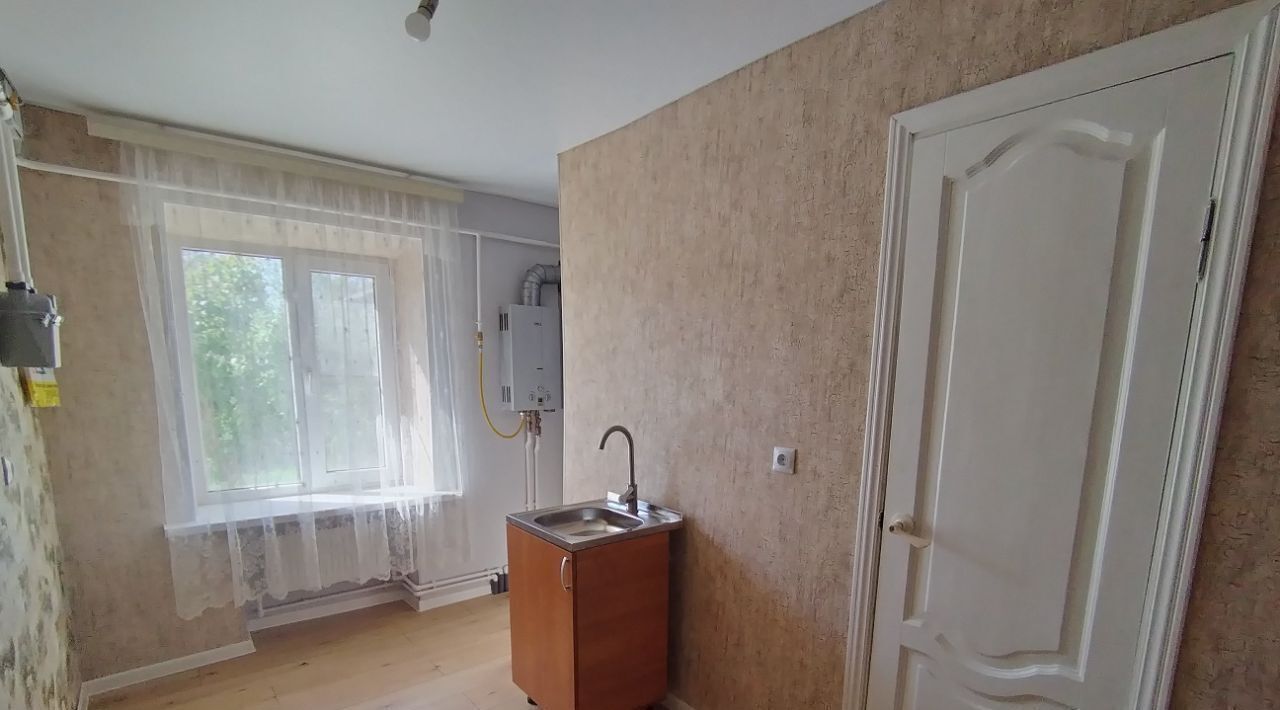 квартира р-н Крымский г Крымск ул Привокзальная 9 Крымское городское поселение фото 10