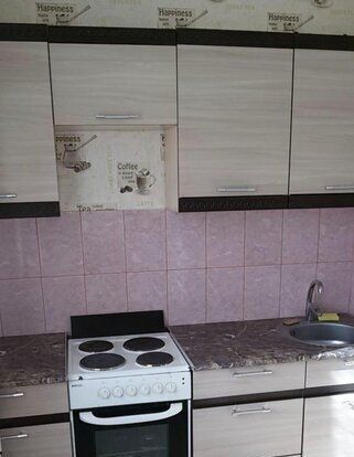 квартира г Красноярск р-н Свердловский ул Судостроительная 52а фото 1