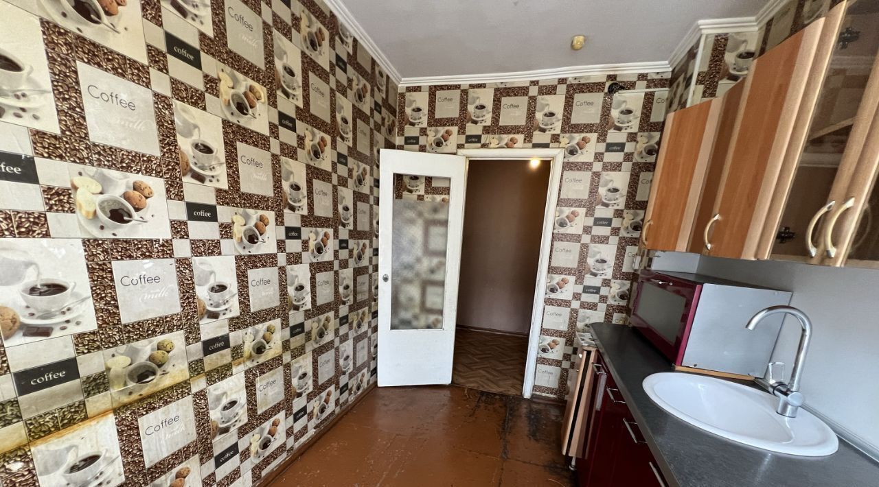 квартира г Красноярск р-н Центральный ул Водянникова 2б фото 2