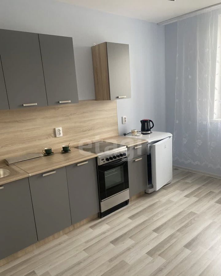 квартира г Екатеринбург Академический ул Академика Парина 35 фото 1
