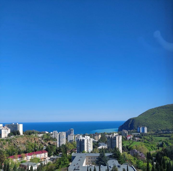 квартира г Алушта пгт Партенит ул Победы 15 фото 1