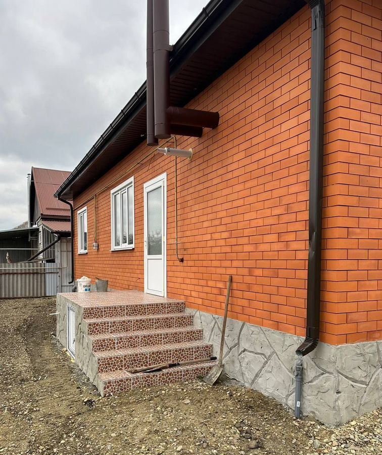 дом р-н Курганинский г Курганинск пл Клары Лучко Курганинское городское поселение фото 3