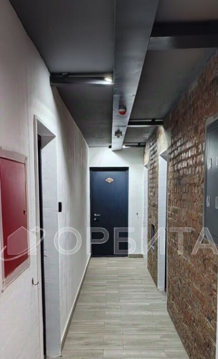 квартира г Тюмень р-н Ленинский ул Мельникайте 83 фото 9
