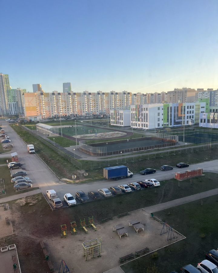 квартира г Саратов р-н Кировский ул им Кузнецова Н.В. 11 фото 3