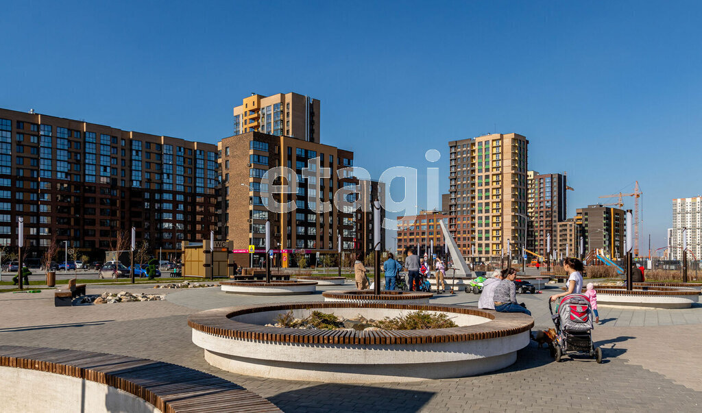 квартира г Тюмень ул Фармана Салманова 5 фото 18