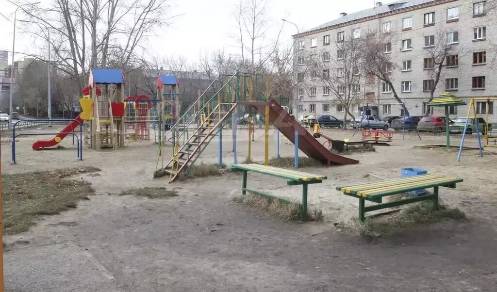 квартира г Тюмень ул Шишкова 17 фото 1