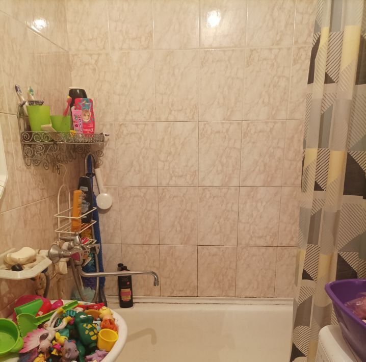 комната г Тольятти р-н Автозаводский 16 квартал б-р Цветной 11 16-й кв-л фото 3