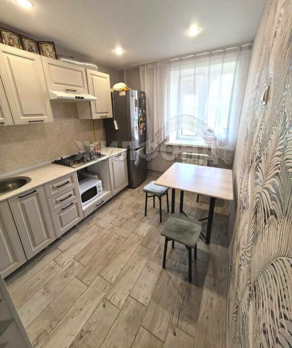 квартира г Брянск улица ого Фронта, 20 фото 16