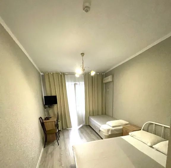 комната г Сочи р-н Адлерский Адлер ул Чкалова 10/8 жилрайон фото 7