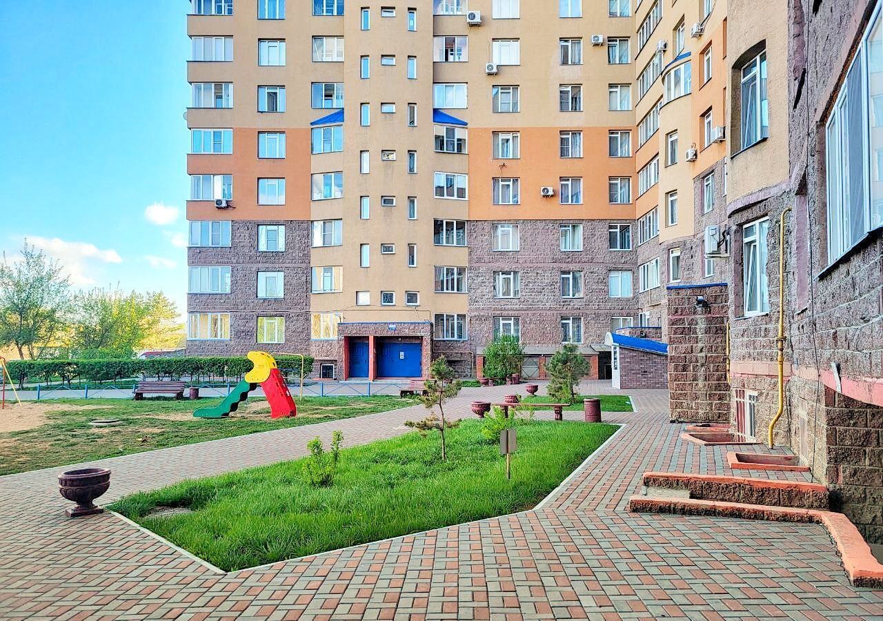квартира г Омск р-н Кировский пр-кт Комарова 17к/2 фото 13