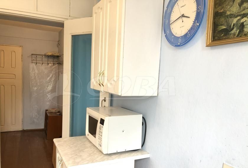 квартира г Тюмень р-н Центральный ул 50 лет Октября 33 фото 8