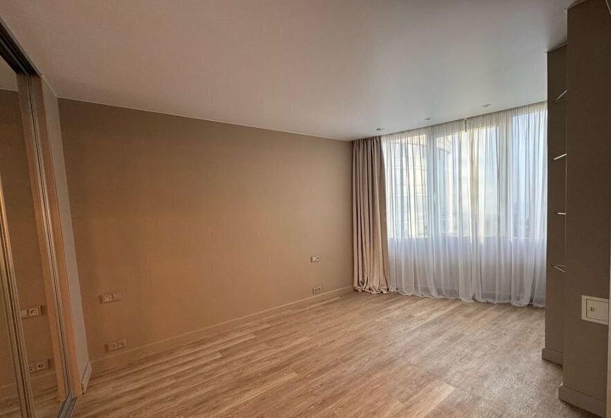 квартира г Сочи р-н Адлерский ул Ленина 298б корп. 4 фото 3