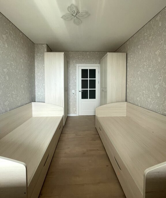 квартира г Нижний Новгород Горьковская ул Родионова 202/2 фото 17