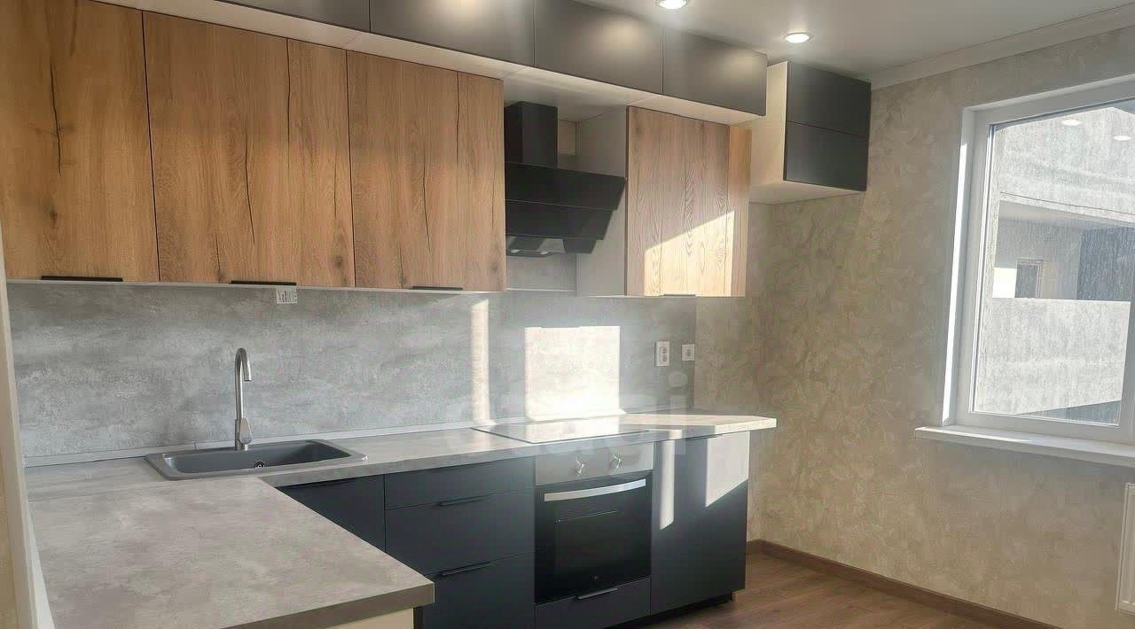 квартира г Оренбург р-н Дзержинский ул Автомобилистов 15 фото 1