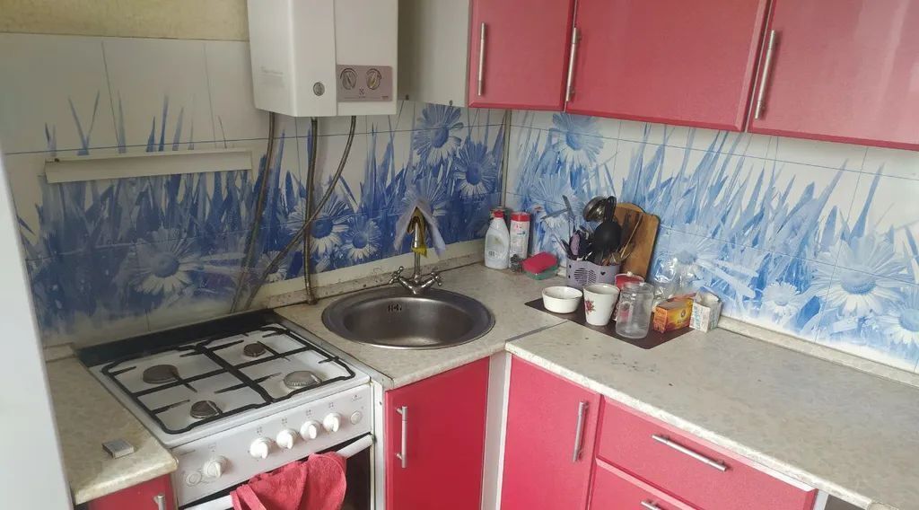 комната г Казань р-н Ново-Савиновский ул Октябрьская 21 фото 4