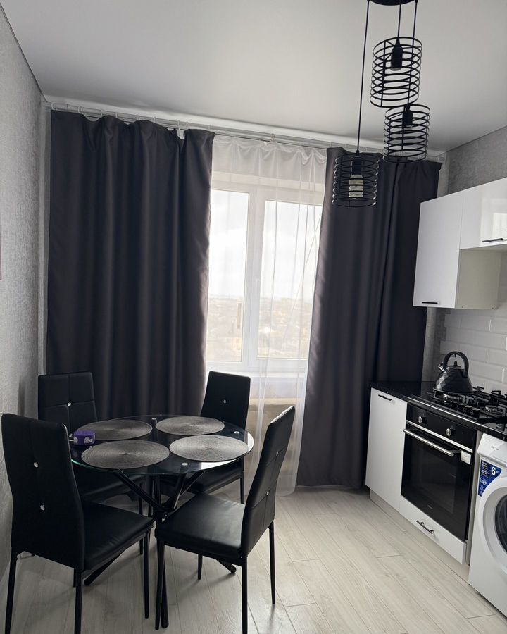 квартира г Каменск-Шахтинский ул Советская 40 фото 3