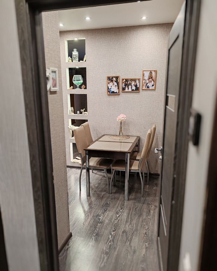 квартира г Тюмень р-н Ленинский ул Тимофея Чаркова 79к/2 фото 2