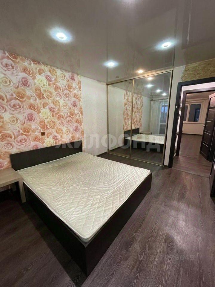 квартира г Новосибирск р-н Дзержинский ул Есенина 51/2 фото 4