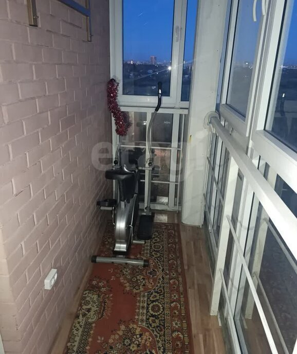 квартира г Омск б-р Архитекторов 1г фото 15
