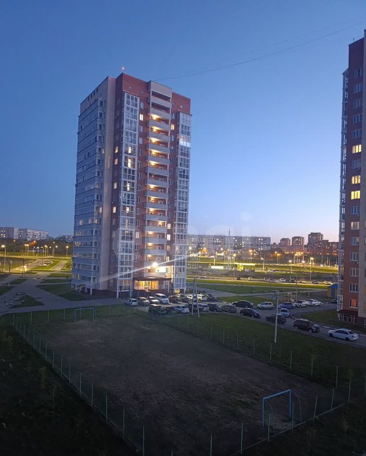 квартира г Омск р-н Кировский б-р Архитекторов 1г фото 19