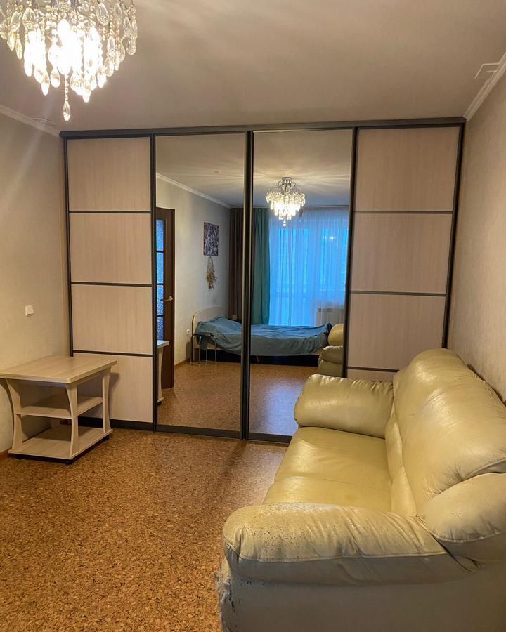 квартира г Новокузнецк р-н Центральный пр-кт Строителей 90б Кемеровская обл. — Кузбасс фото 2