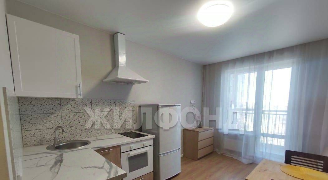 квартира г Новосибирск Студенческая ул Ватутина 93/1 фото 3