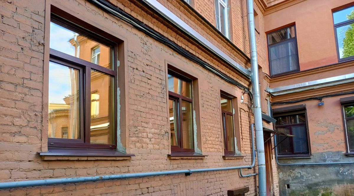 квартира г Санкт-Петербург метро Горьковская ул Куйбышева 33/8 фото 13