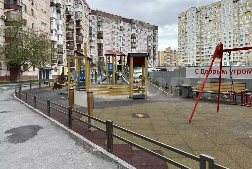 квартира г Тюмень ул Муравленко 9 фото 2